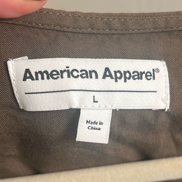 ✨American Apparel Womens Viscose 3/4 Sleeve Crossfront Army Sz Large Romper✨ - Picture 8 of 9